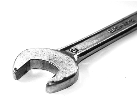 Bild eines Schraubenschlüssels als Symbol für Technik.