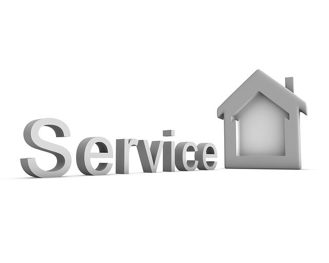 Bild von einem Schriftzug "Service" mit einem Haus.